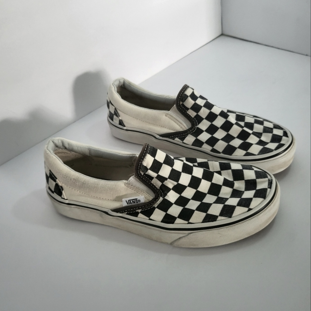 Checkered Vans Shoes - Picture 2 of 3